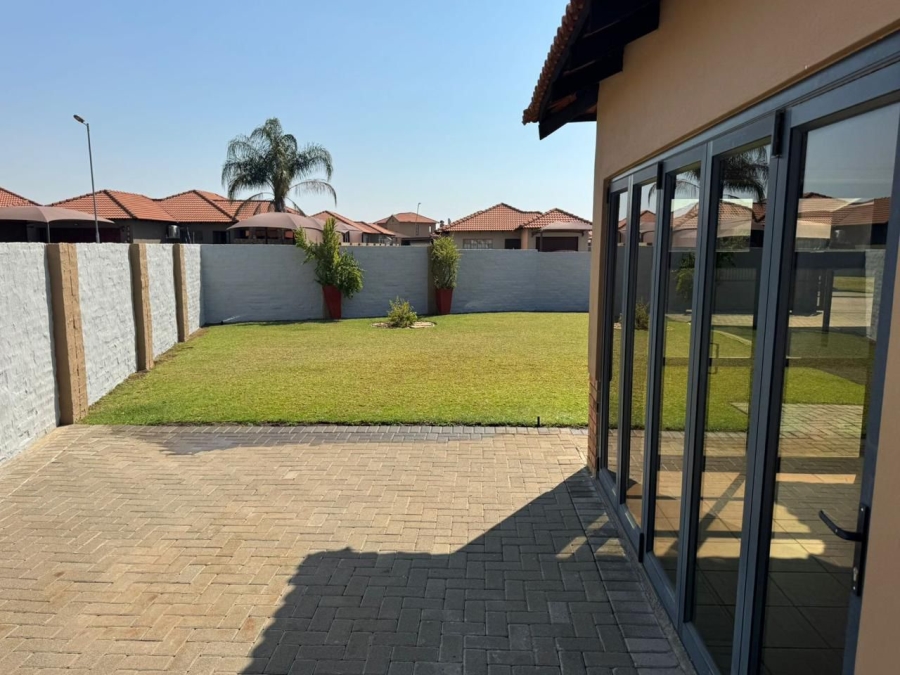 4 Bedroom Property for Sale in Hexrivier Lifestyle Estate North West